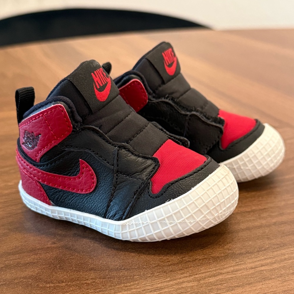 Jordan baby Black and Red Sneakers